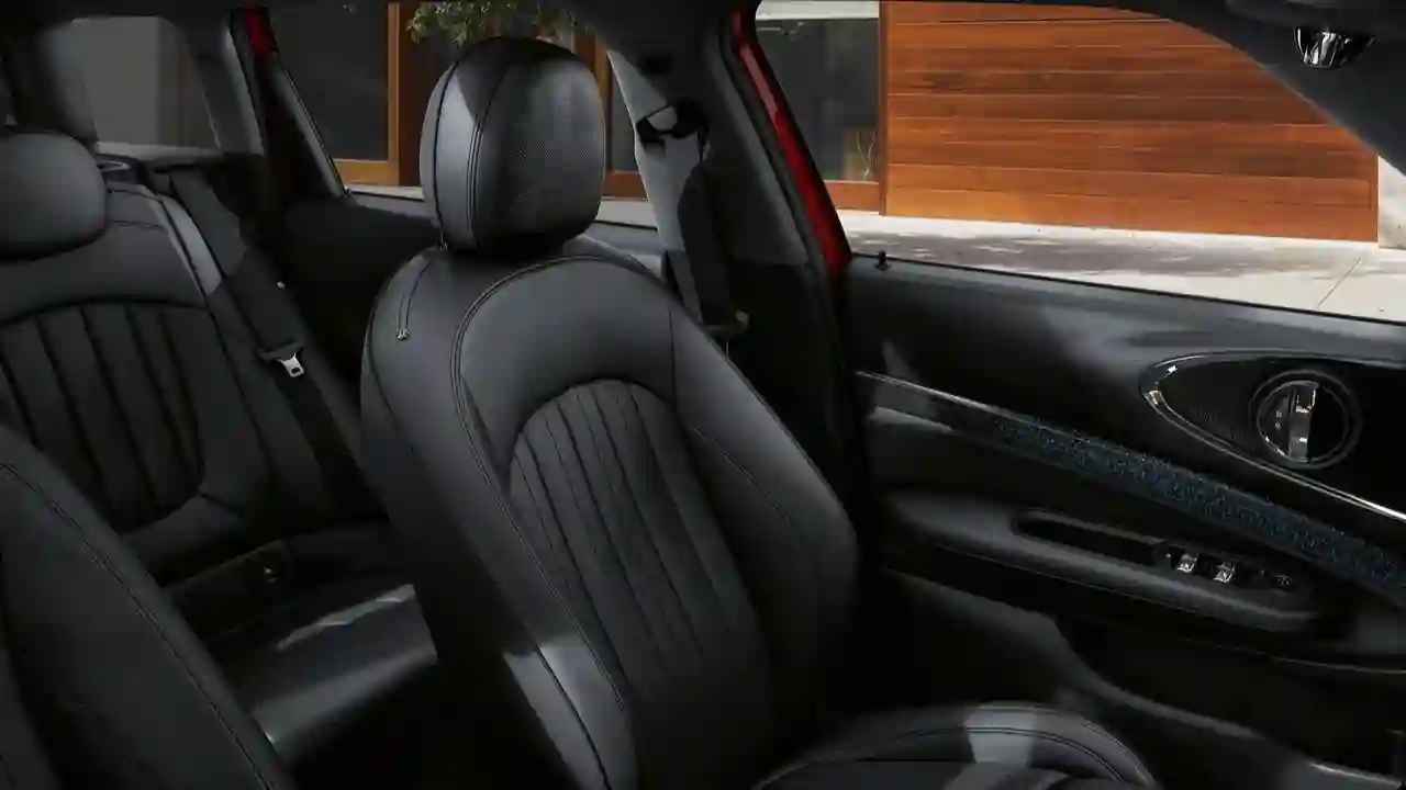 Замена салонного фильтра MINI.