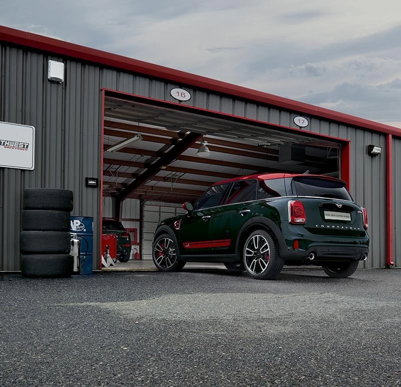 Обзор MINI John Cooper Works.