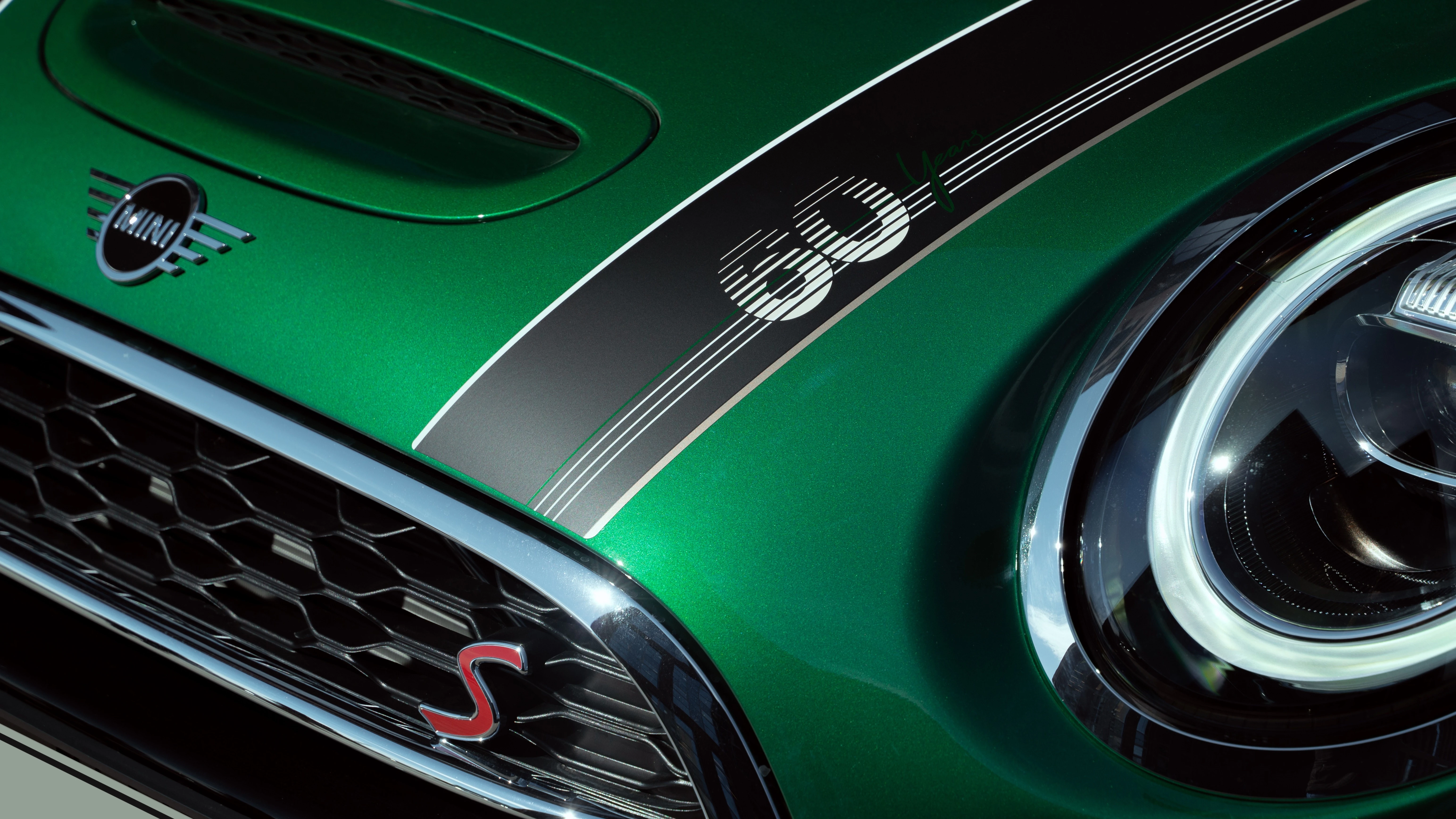 Характеристики двигателя MINI Cooper S.